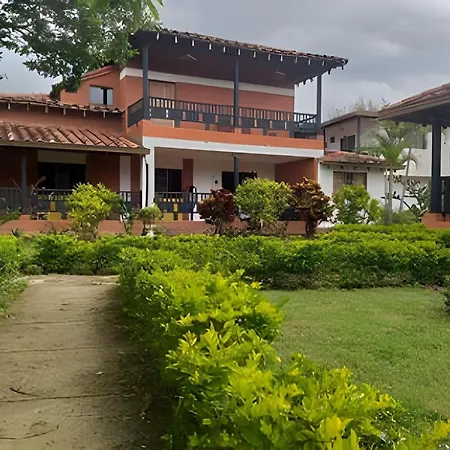 Eco - Hotel San Miguel Barichara Campestre - Arte Y Cafe Exterior photo