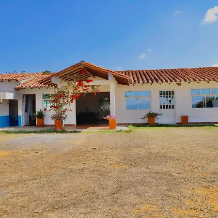 Eco - Hotel San Miguel Barichara Campestre - Arte Y Cafe Exterior photo
